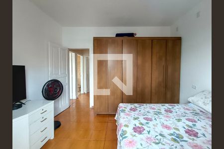 Casa à venda com 186m², 3 quartos e 6 vagas Casa à venda com 186m², 3 quartos e 6 vagasQuarto 1