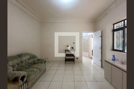 Casa à venda com 186m², 3 quartos e 6 vagas Casa à venda com 186m², 3 quartos e 6 vagasSala de Jantar