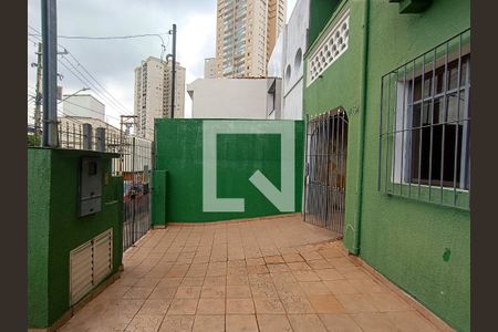 Casa à venda com 186m², 3 quartos e 6 vagas Casa à venda com 186m², 3 quartos e 6 vagasFachada