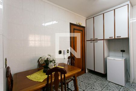 Apartamento à venda com 250m², 3 quartos e 2 vagasCozinha