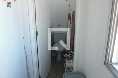 Apartamento à venda com 70m², 2 quartos e 1 vagaÁrea de Serviço