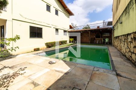 Casa de condomínio para alugar com 238m², 3 quartos e 3 vagas Casa de condomínio para alugar com 238m², 3 quartos e 3 vagasQuintal