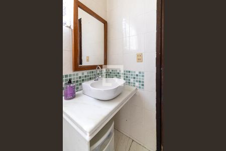 Casa de condomínio para alugar com 238m², 3 quartos e 3 vagas Casa de condomínio para alugar com 238m², 3 quartos e 3 vagasBanheiro Social