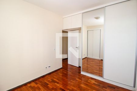 Apartamento para alugar com 96m², 3 quartos e 1 vagaSuite