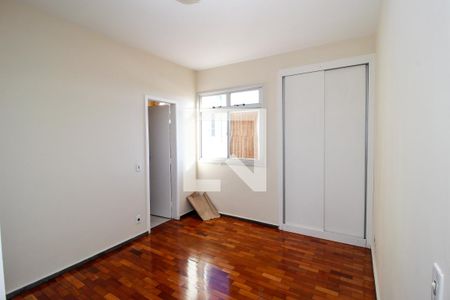 Apartamento para alugar com 96m², 3 quartos e 1 vagaSuite