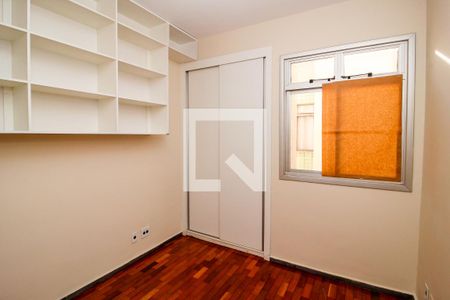 Quarto 1 de apartamento para alugar com 3 quartos, 96m² em Nova Suíssa, Belo Horizonte