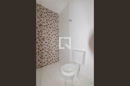 Banheiro de kitnet/studio à venda com 0 quarto, 29m² em Vila Sao Geraldo, São Paulo