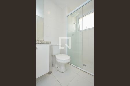 Banheiro de kitnet/studio para alugar com 1 quarto, 25m² em Centro, São Paulo