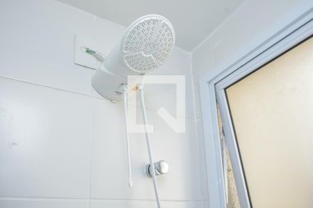 Banheiro de kitnet/studio para alugar com 1 quarto, 25m² em Centro, São Paulo