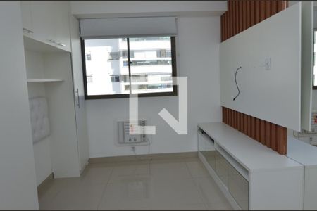 Apartamento para alugar com 211m², 3 quartos e 2 vagas Apartamento para alugar com 211m², 3 quartos e 2 vagasSuite 2