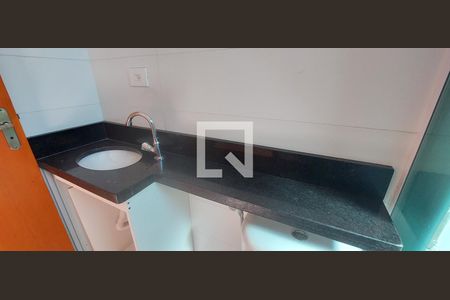 Apartamento à venda com 64m², 2 quartos e 2 vagasBanheiro Quarto 2