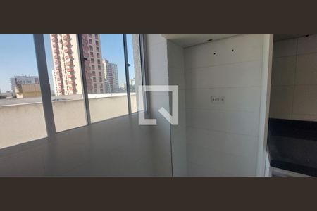 Apartamento à venda com 64m², 2 quartos e 2 vagasÁrea de Serviço