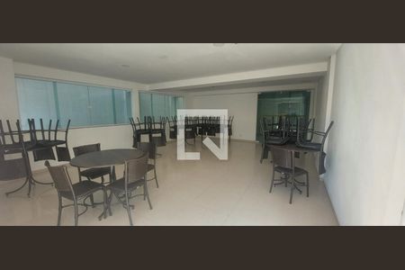 Apartamento à venda com 64m², 2 quartos e 2 vagasSalão de festas