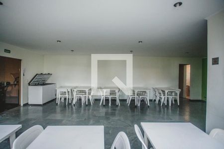 Apartamento à venda com 60m², 2 quartos e 1 vaga Apartamento à venda com 60m², 2 quartos e 1 vagaÁrea comum - Salão de festas