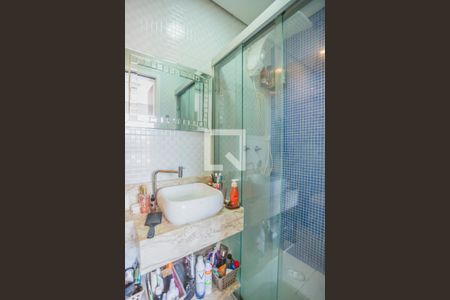 Apartamento à venda com 60m², 2 quartos e 1 vaga Apartamento à venda com 60m², 2 quartos e 1 vagaBanheiro Suíte