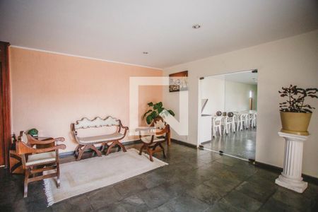 Apartamento à venda com 60m², 2 quartos e 1 vaga Apartamento à venda com 60m², 2 quartos e 1 vagaHall social