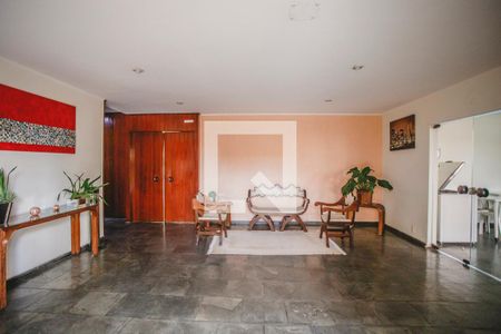 Apartamento à venda com 60m², 2 quartos e 1 vaga Apartamento à venda com 60m², 2 quartos e 1 vagaHall social