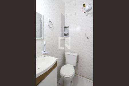 Banheiro de casa para alugar com 1 quarto, 30m² em Lauzane Paulista, São Paulo