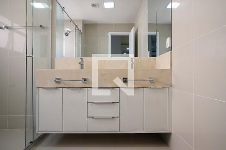 Apartamento para alugar com 179m², 4 quartos e 4 vagasBanheiro da Suíte 1