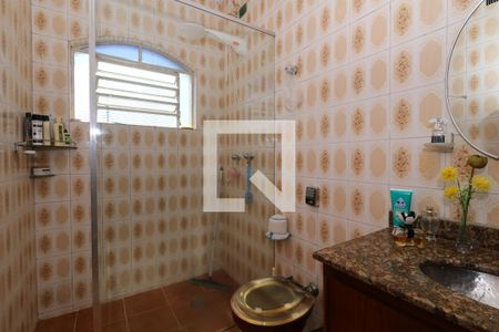 Casa à venda com 100m², 4 quartos e 2 vagasBanheiro Social 1