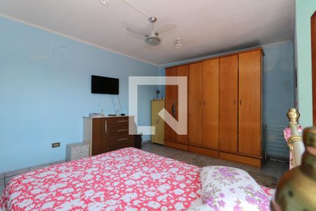 Casa à venda com 100m², 4 quartos e 2 vagasSuite