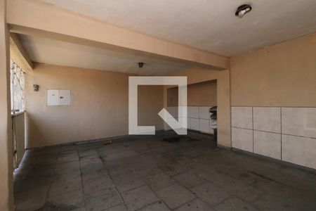 Casa à venda com 100m², 4 quartos e 2 vagasGaragem