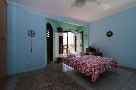 Casa à venda com 100m², 4 quartos e 2 vagasSuite