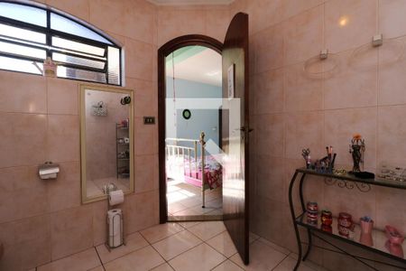 Casa à venda com 100m², 4 quartos e 2 vagasBanheiro da Suite