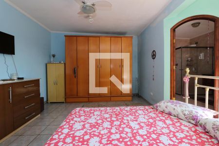 Casa à venda com 100m², 4 quartos e 2 vagasSuite