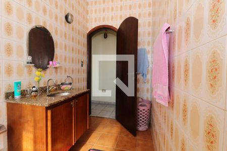 Casa à venda com 100m², 4 quartos e 2 vagasBanheiro Social 1