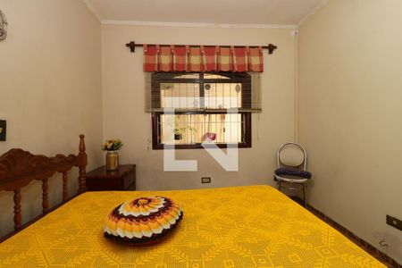 Casa à venda com 100m², 4 quartos e 2 vagasQuarto 2