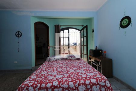 Casa à venda com 100m², 4 quartos e 2 vagasSuite