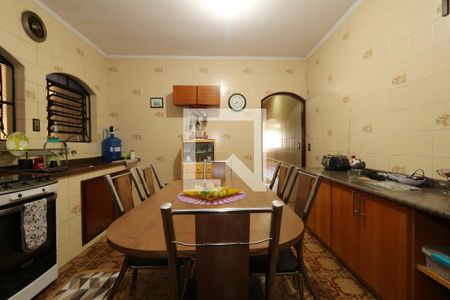 Casa à venda com 100m², 4 quartos e 2 vagasCozinha