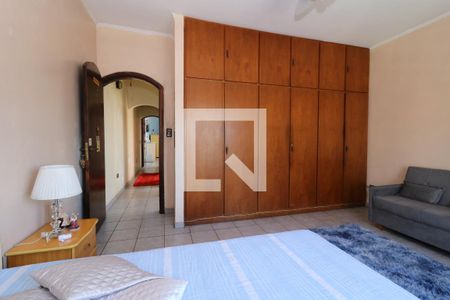 Casa à venda com 100m², 4 quartos e 2 vagasQuarto 1