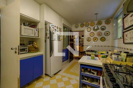 Casa à venda com 250m², 4 quartos e 5 vagasCozinha