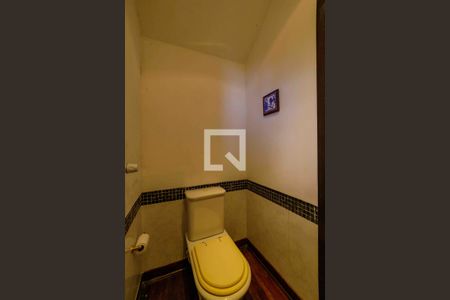 Casa à venda com 250m², 4 quartos e 5 vagasLavabo