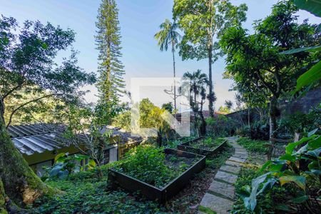 Casa à venda com 250m², 4 quartos e 5 vagasÁrea Externa