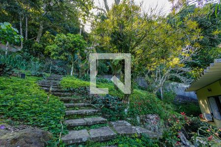 Casa à venda com 250m², 4 quartos e 5 vagasÁrea Externa