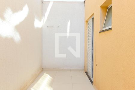 Quintal dos Quartos de apartamento à venda com 2 quartos, 55m² em Campestre, Santo André