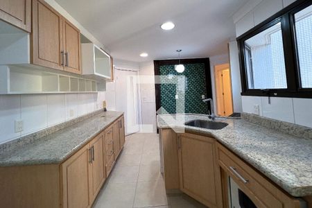 Apartamento à venda com 161m², 3 quartos e 3 vagasCozinha