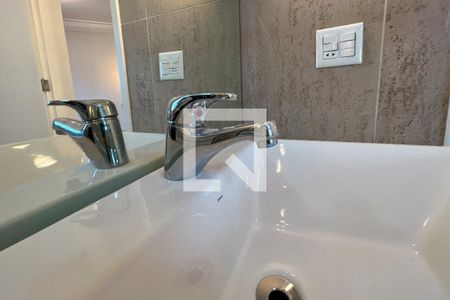 Apartamento à venda com 161m², 3 quartos e 3 vagasBanheiro da Suíte 1