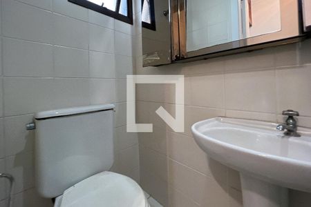 Apartamento à venda com 161m², 3 quartos e 3 vagasBanheiro de Serviço