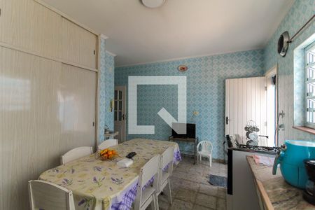 Casa à venda com 180m², 2 quartos e 2 vagasCozinha