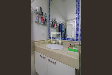 Apartamento à venda com 113m², 3 quartos e 2 vagasBanheiro da Suíte 4