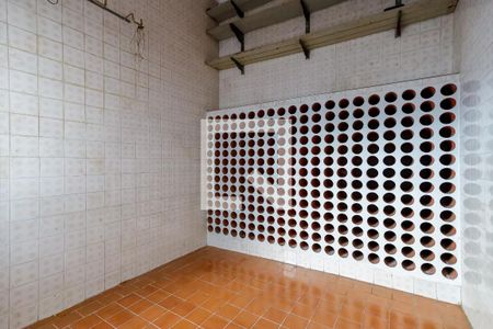 Casa à venda com 340m², 3 quartos e 6 vagasAdega