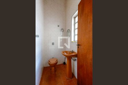 Casa à venda com 340m², 3 quartos e 6 vagasBanheiro da Garagem