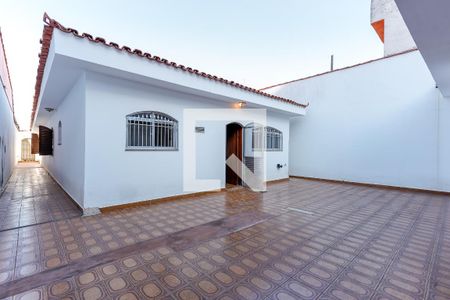 Casa à venda com 340m², 3 quartos e 6 vagasQuintal