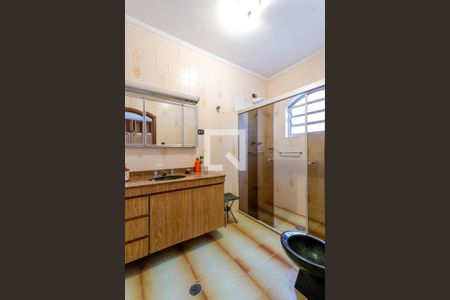 Casa à venda com 340m², 3 quartos e 6 vagasBanheiro da Suíte 3