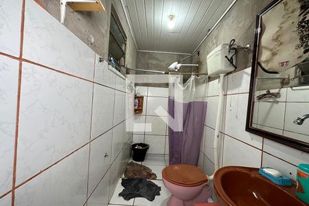 Banheiro de casa à venda com 2 quartos, 110m² em Vicentina, São Leopoldo