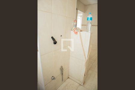 Apartamento para alugar com 48m², 2 quartos e 1 vaga Apartamento para alugar com 48m², 2 quartos e 1 vagaCozinha e área de serviço